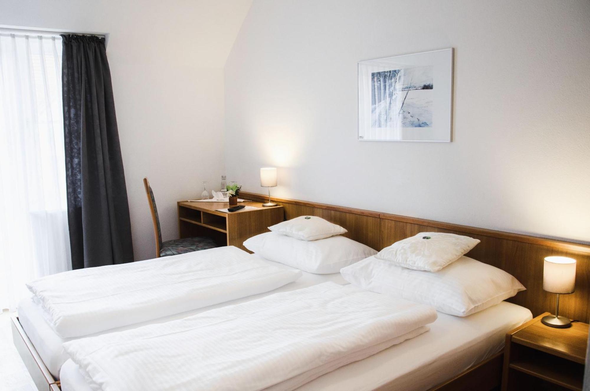 Hotel Blaue Traube Schongau Exterior photo